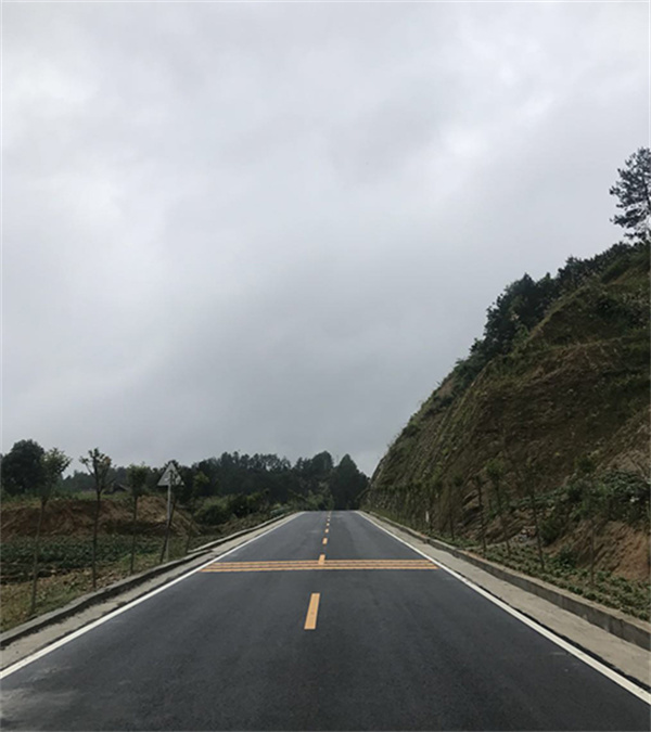 S236蕲春县英山坳至黄梅界岭公路第一期工程