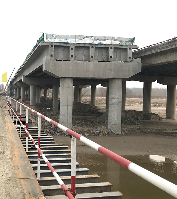通武线柳河大桥改扩建工程施工